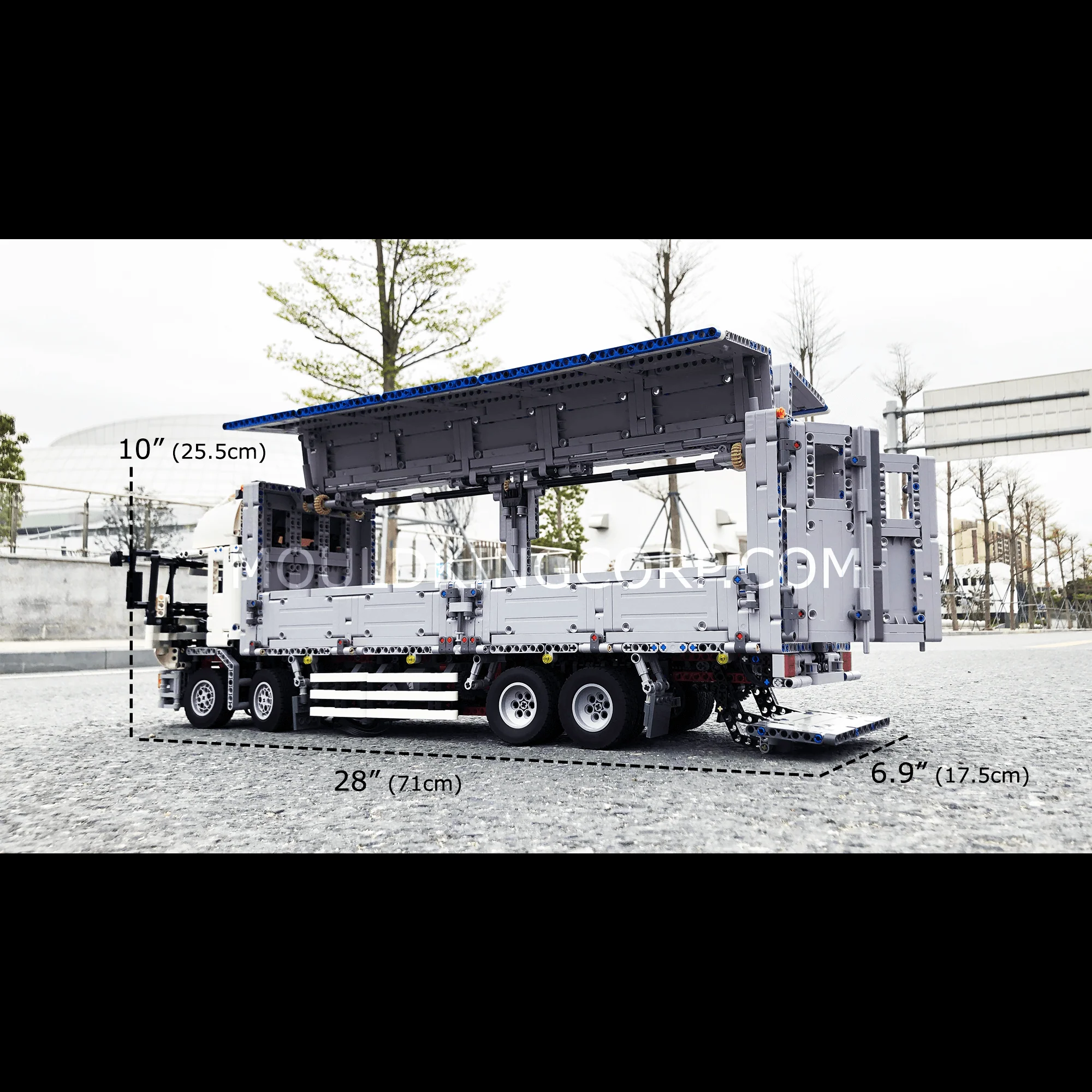 Mould King 13139 Remote Controlled Cargo Truck Building Set | 4,166 Pcs - Image 6