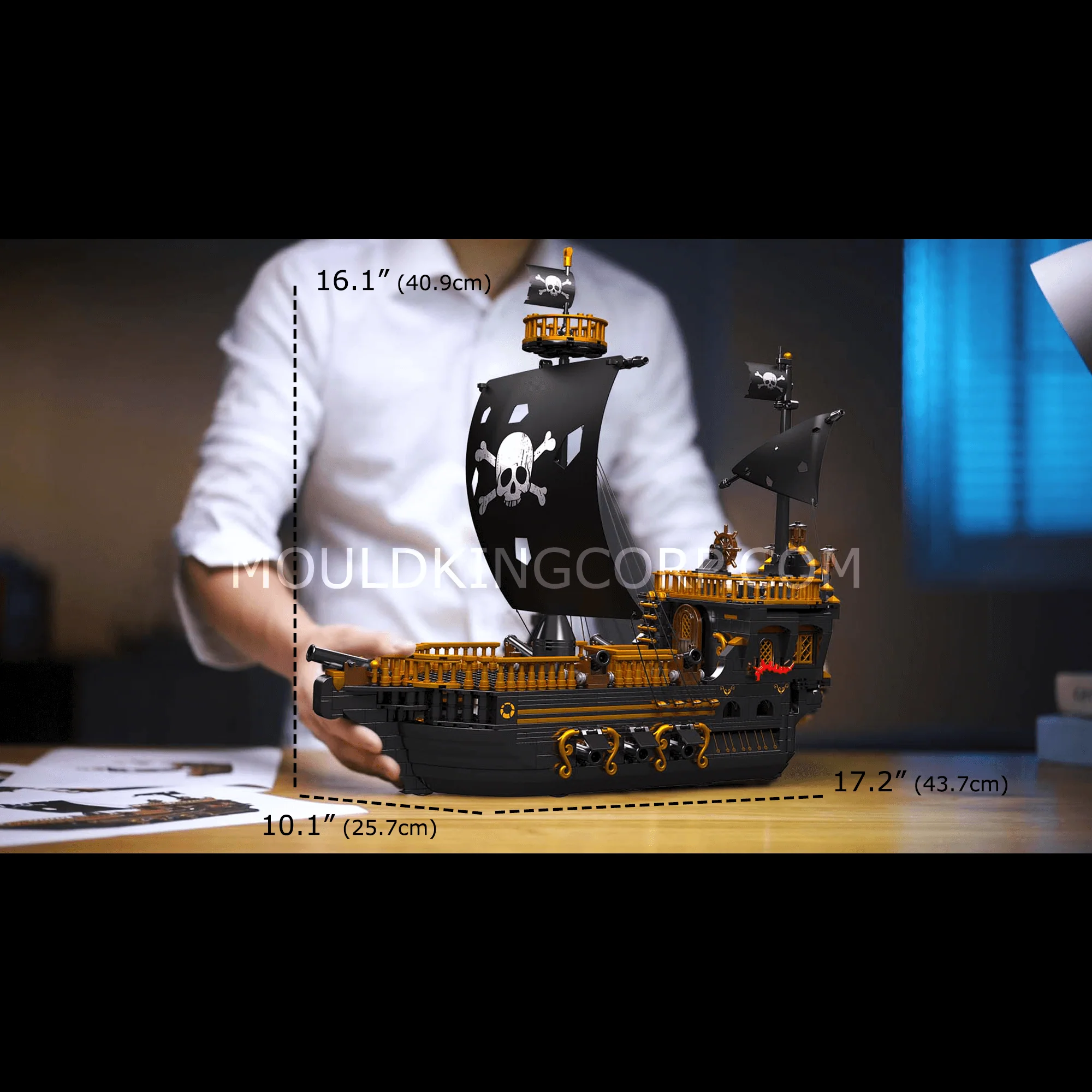 Mould King 13083 Gull Pirate Ship Model Building Set | 1,288 PCS - Image 5