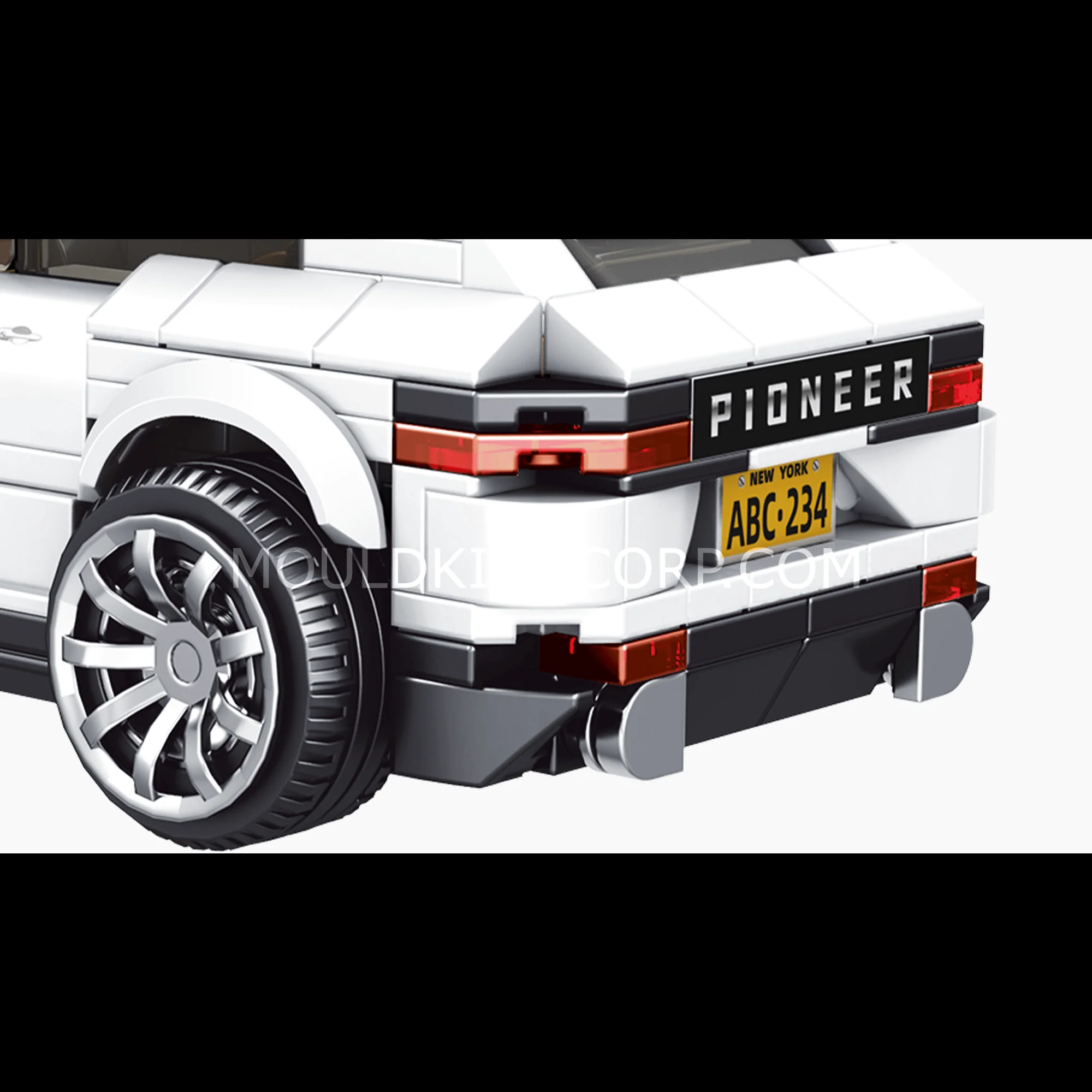 Mould King 27025 Cayenne Car Model Building Set | 415 PCS - Image 4